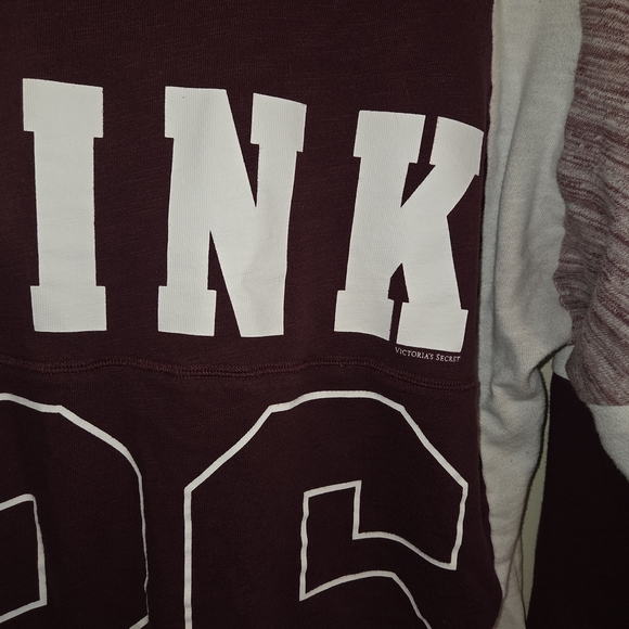 Victoria's Secret Pink Maroon V-Neck Top - Picture 2 of 8